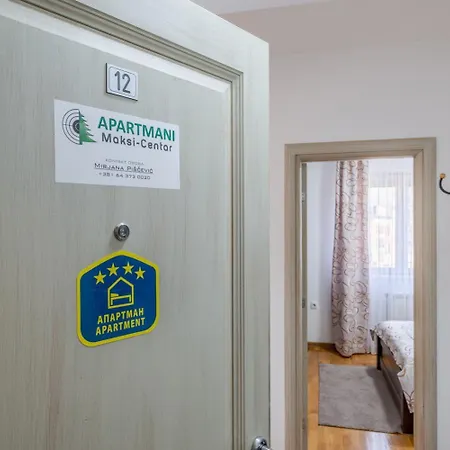 Maksi-centar Apartment