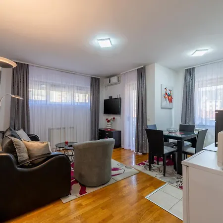 Apartment Maksi-centar