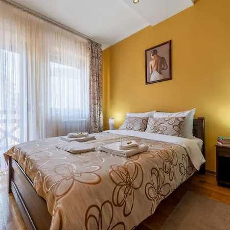 Apartman Maksi-centar *